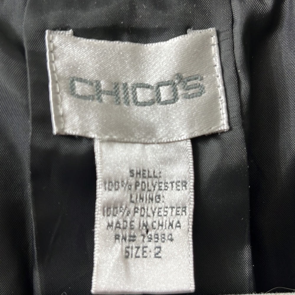 Chico's Women's Shiny Black & White Giraffe Print Cropped Spring Jacket Medium - Picture 9 of 10